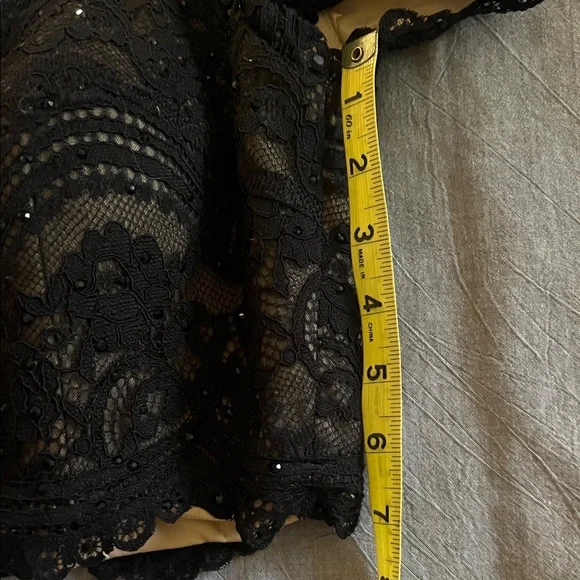 La Femme 2 Piece Beaded and lace skirt and top size 2 - Picture 9 of 10